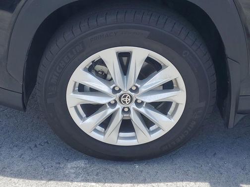 Jet Black 2024 Toyota Corolla Cross LE