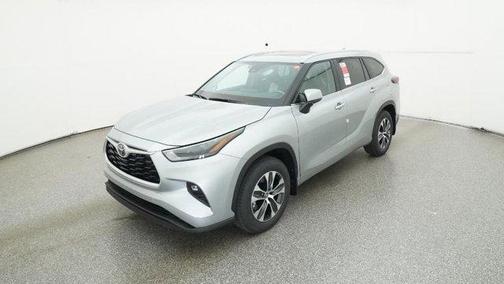 2025 Toyota Highlander XLE