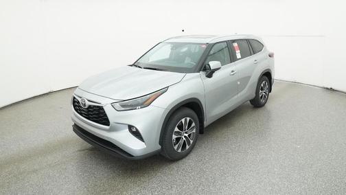 2025 Toyota Highlander XLE