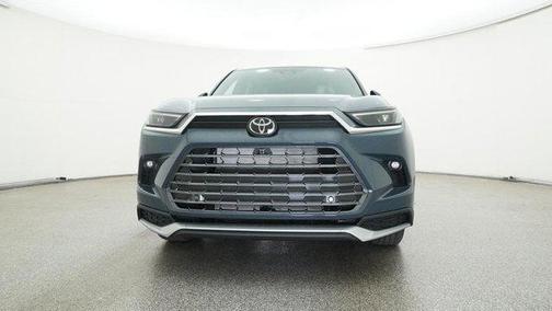 2025 Toyota Grand Highlander Hybrid MAX Platinum