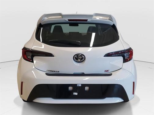 2025 Toyota Corolla Hatchback SE
