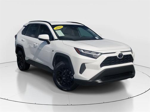 2022 Toyota RAV4 XLE