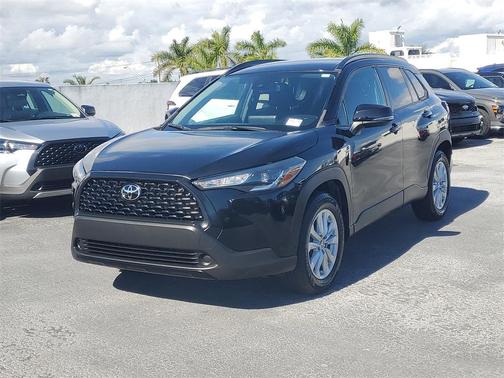 2022 Toyota Corolla Cross LE