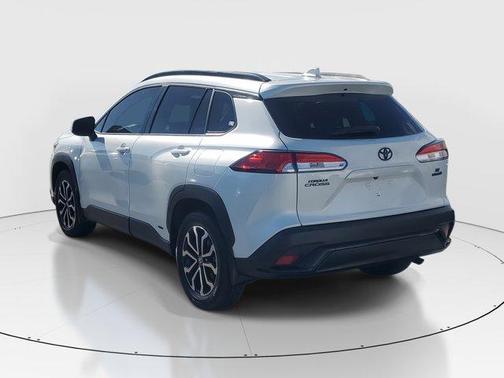 2023 Toyota Corolla Cross Hybrid SE