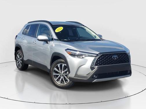 2023 Toyota Corolla Cross XLE