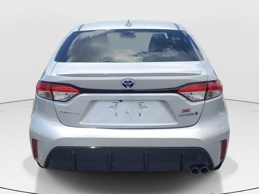 Classic Silver Metallic 2024 Toyota Corolla Hybrid SE