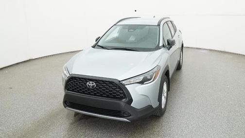 2025 Toyota Corolla Cross LE