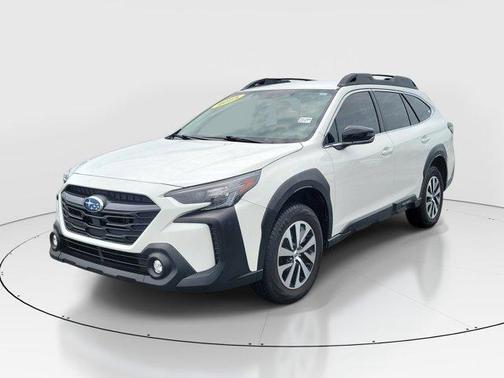 Crystal White Pearl 2025 Subaru Outback Premium