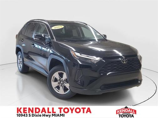 2023 Toyota RAV4 XLE
