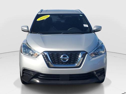 Brilliant Silver 2020 Nissan Kicks SV
