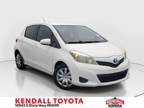 2012 Toyota Yaris LE