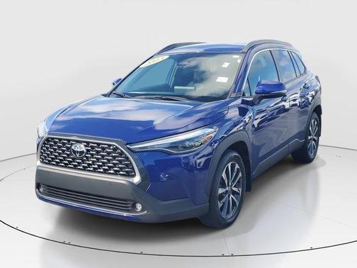 2023 Toyota Corolla Cross XLE