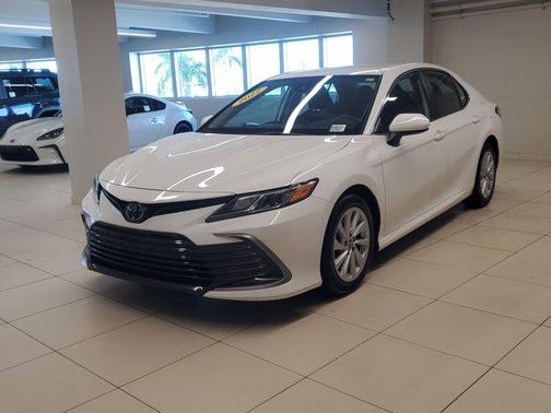 2022 Toyota Camry LE