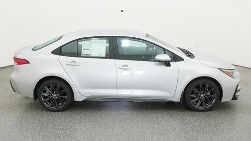 Classic Silver Metallic 2026 Toyota Corolla SE
