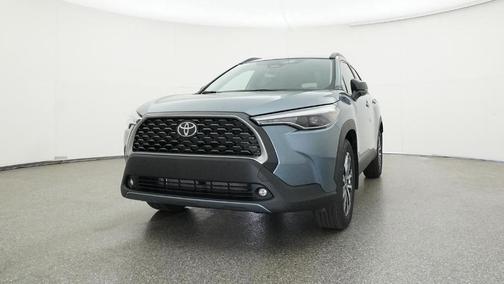 2025 Toyota Corolla Cross XLE