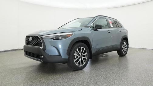 2025 Toyota Corolla Cross XLE