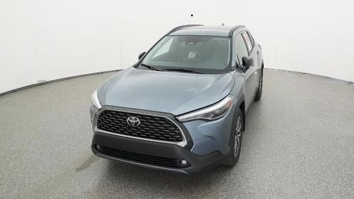 2025 Toyota Corolla Cross XLE