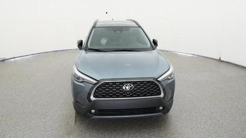 2025 Toyota Corolla Cross XLE