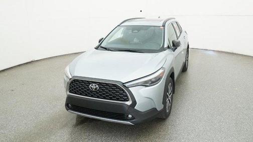 2025 Toyota Corolla Cross XLE