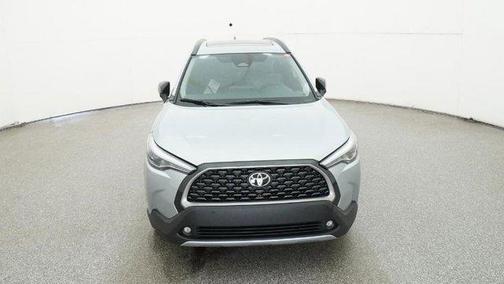 2025 Toyota Corolla Cross XLE