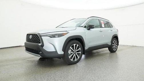 2025 Toyota Corolla Cross XLE