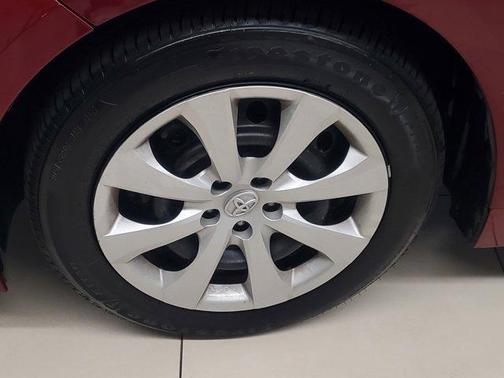Pearl 2023 Toyota Corolla LE