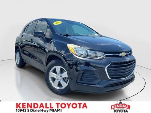 Mosaic Black Metallic 2020 Chevrolet Trax LS