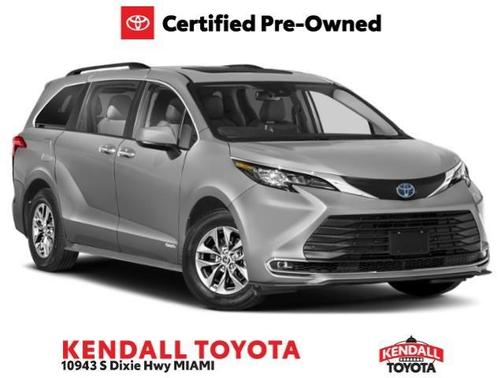 2021 Toyota Sienna XLE