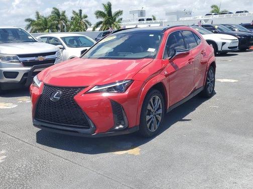 Red Line 2023 Lexus UX 250h F SPORT Handling