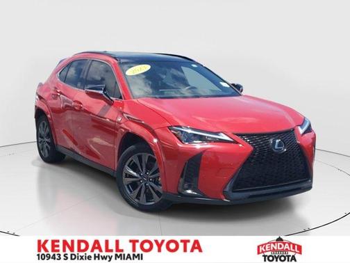 Red Line 2023 Lexus UX 250h F SPORT Handling