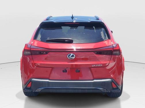 Red Line 2023 Lexus UX 250h F SPORT Handling