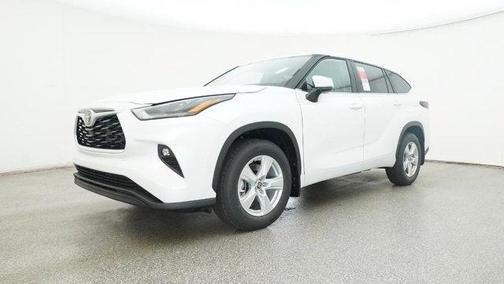 2025 Toyota Highlander LE