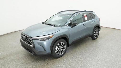 2025 Toyota Corolla Cross XLE