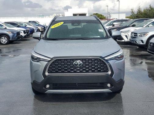2023 Toyota Corolla Cross XLE