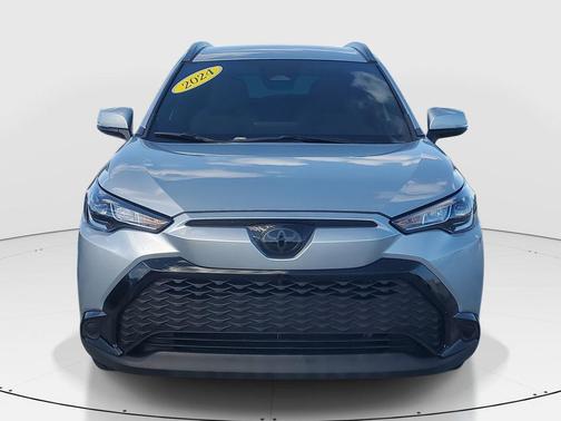 2024 Toyota Corolla Cross Hybrid SE