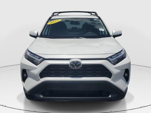 Pearl 2025 Toyota RAV4 XLE Premium