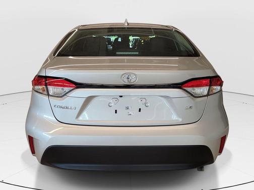 Classic Silver Metallic 2025 Toyota Corolla LE