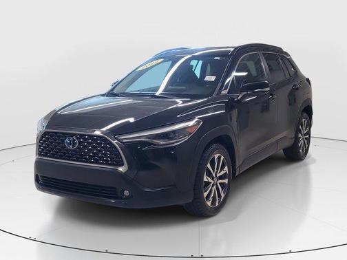 2022 Toyota Corolla Cross XLE