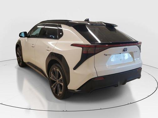 2023 Toyota bZ4X Limited