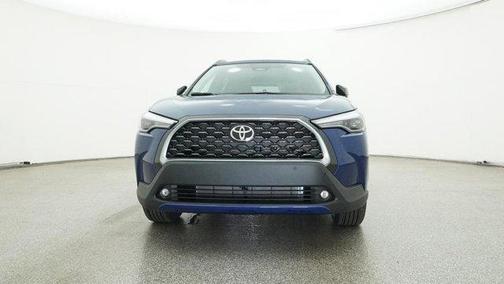 2025 Toyota Corolla Cross XLE