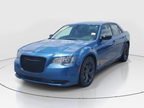 Frostbite 2022 Chrysler 300 Touring