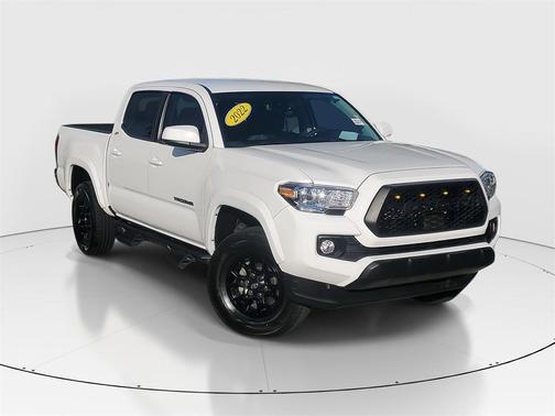 2022 Toyota Tacoma SR5