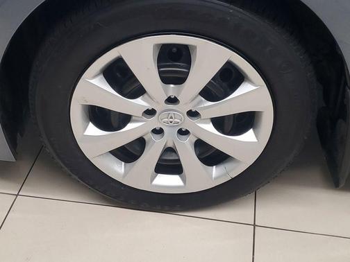 CELESTITE 2025 Toyota Corolla LE