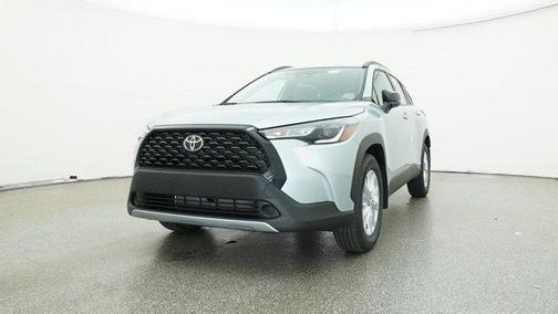 2025 Toyota Corolla Cross LE