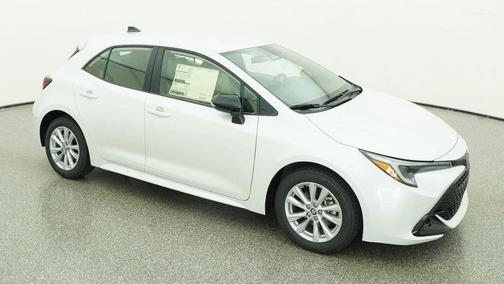 Pearl 2026 Toyota Corolla Hatchback SE