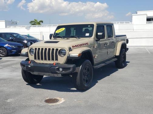 Limited Edition Gobi Clearcoat 2022 Jeep Gladiator Mojave