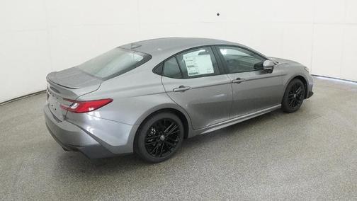 Heavy Metallic 2026 Toyota Camry SE