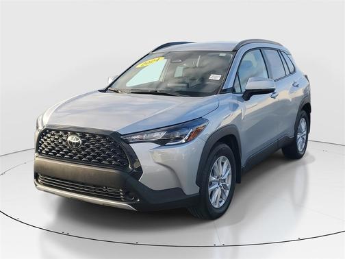 2024 Toyota Corolla Cross LE