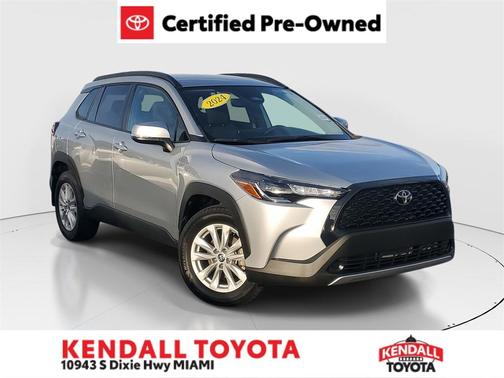 2024 Toyota Corolla Cross LE