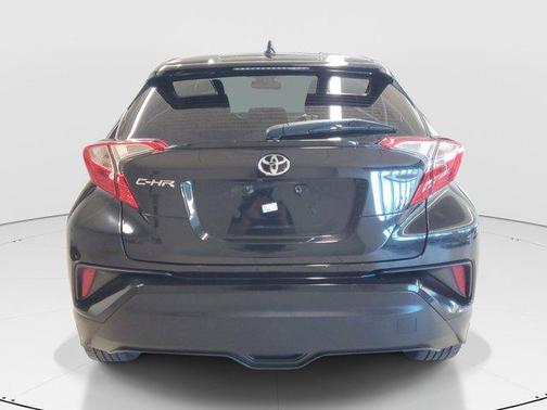 Black 2021 Toyota C-HR XLE